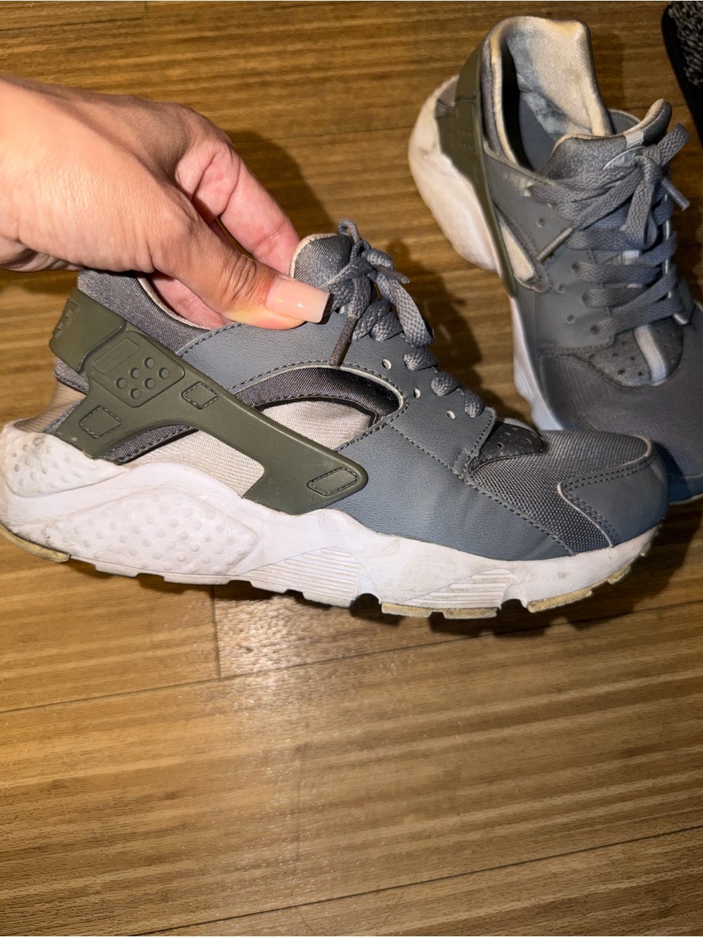 Nike huarache Gray Athletic Sneakers with Olive Accents
